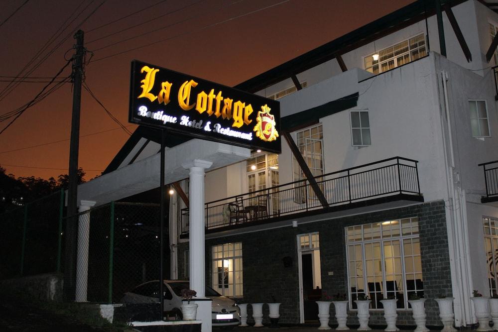La Cottage Boutique Hotel & Restaurant ヌワラ・エリヤ エクステリア 写真